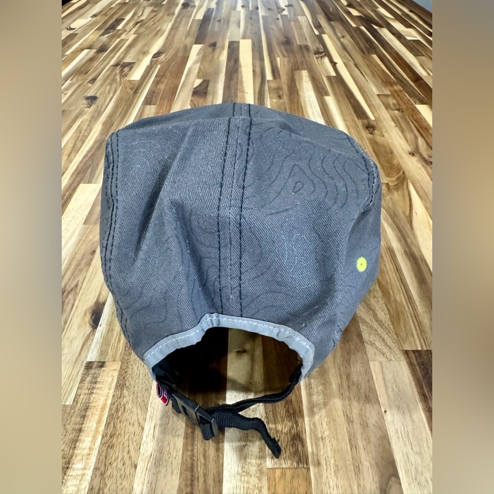 New Era DC Shoes Reflective Camp Hat - Picture 3 of 5